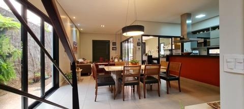 Sobrado à venda em Campinas, Loteamento Caminhos de São Conrado (Sousas), com 4 quartos