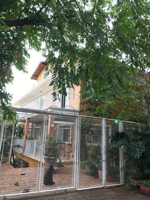 Sobrado à venda e para alugar em Campinas, Mansões Santo Antônio, com 5 quartos, com 258 m²